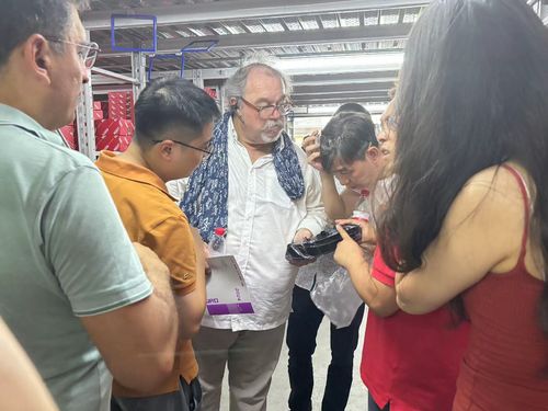 Aktueller Firmenfall über Cipanguo Group aus Frankreich besuchte unsere Firma für eine Führung