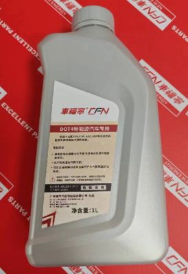 DOT4 Bremsflüssigkeit (Hellgelb bis Nahezu Farblos, 1L) 1060099-00-A